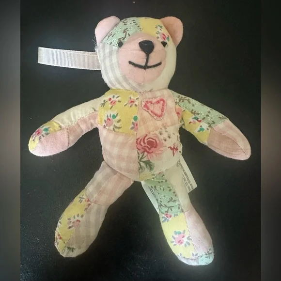 Vintage Pottery Barn Patchwork Bear “A Bear With A Heart” Diane Gard Original - Picture 1 of 5